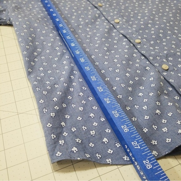 šUNTUCKit Menās Slim Fit Button Down Shortsleeved Shirt - Size Large SLIM FIT - Picture 14 of 14